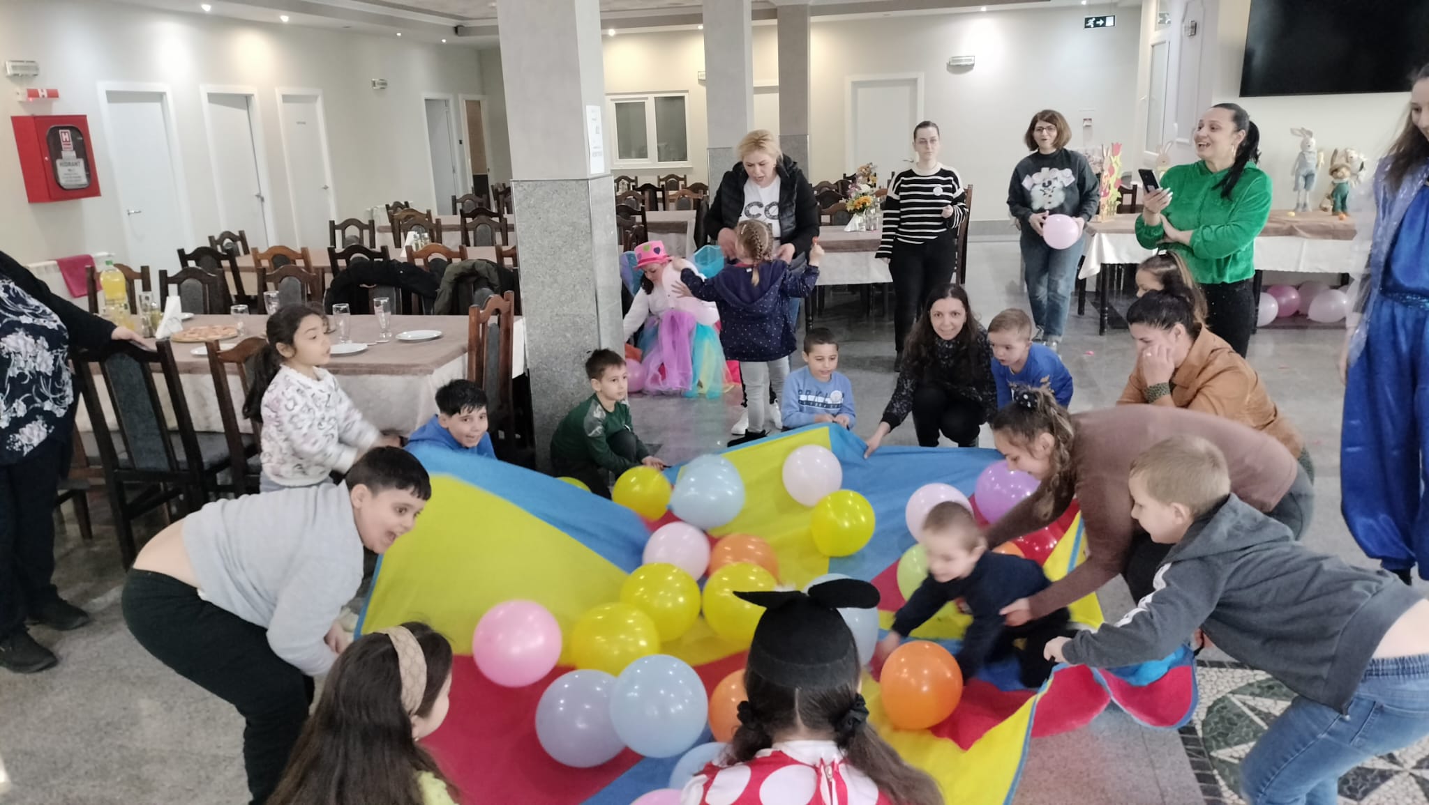 Activitate cu copiii de Paște 2025